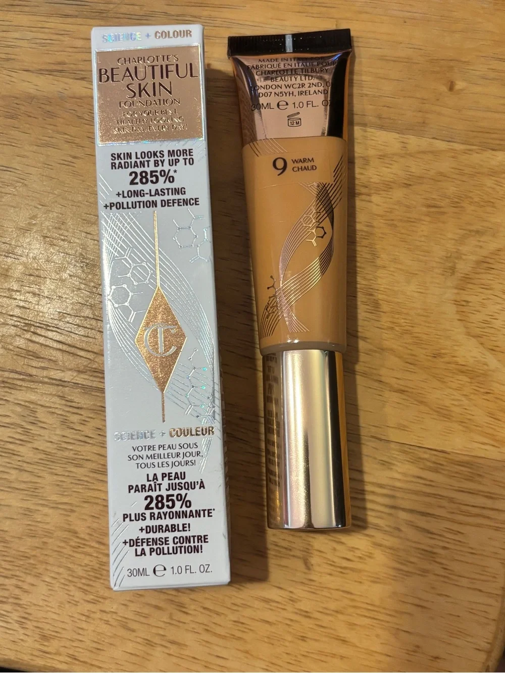 Charlotte Tilbury 9 Warm CHARLOTTE'S BEAUTIFUL SKIN FOUNDATION Brand New in Box